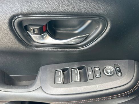 Used 2024 Honda HR-V Sport image 10