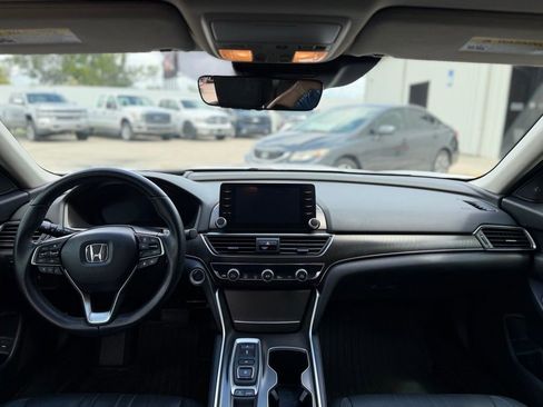 Used 2021 Honda Accord Touring image 22