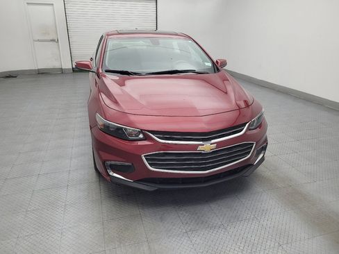 Used 2018 Chevrolet Malibu LT w/ Leather Package FWD image 14