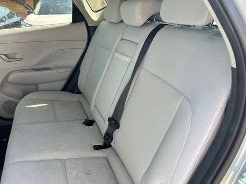 Used 2024 Hyundai Kona SEL w/ Convenience Package FWD image 9