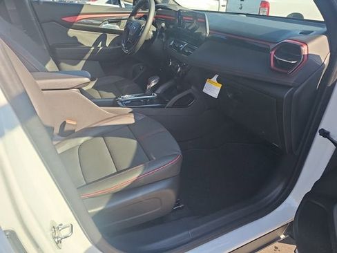 New 2026 Chevrolet TrailBlazer RS w/ Convenience Package FWD image 22