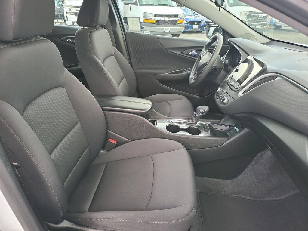 Certified 2024 Chevrolet Malibu LT FWD image 19