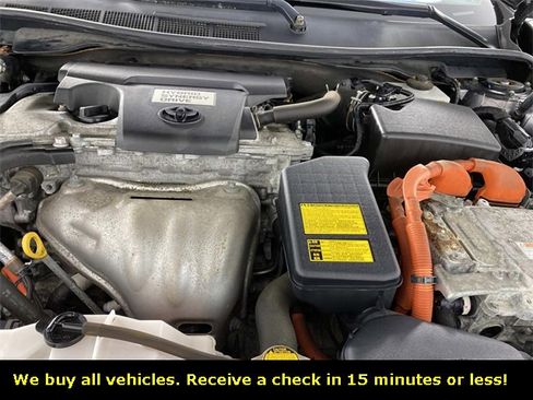 Used 2013 Toyota Camry LE image 30