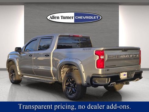 Used 2024 Chevrolet Silverado 1500 LT Trail Boss w/ Convenience Package II image 9