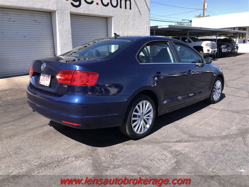 Used 2013 Volkswagen Jetta TDI FWD image 8
