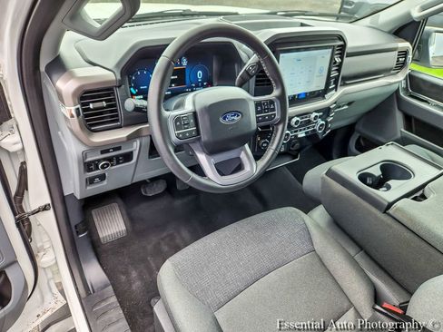 Used 2025 Ford F150 XLT w/ Equipment Group 301A Standard AWD/4WD image 8