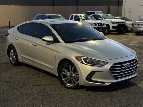 Used 2018 Hyundai Elantra Value Edition image 11