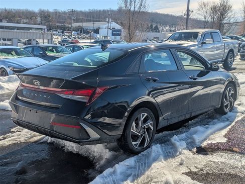 Certified 2025 Hyundai Elantra Sport image 2