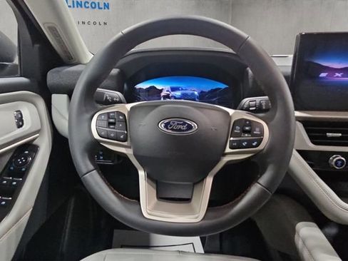 New 2026 Ford Explorer Active w/ Active Comfort Package image 9
