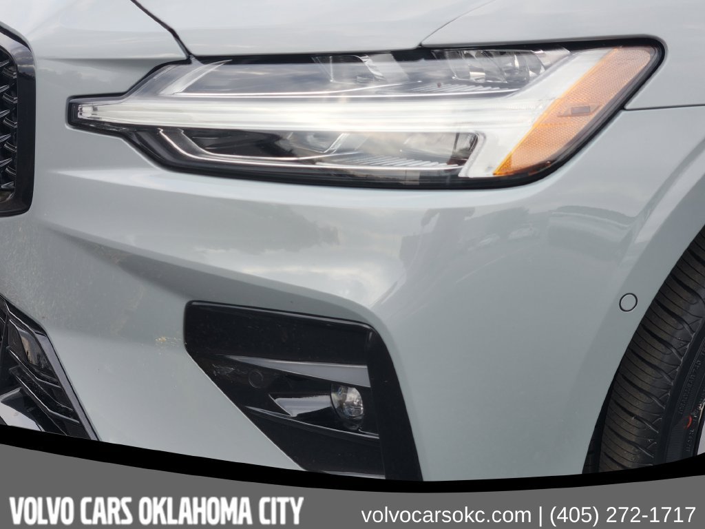 Certified 2024 Volvo S60 B5 Plus AWD/4WD image 8