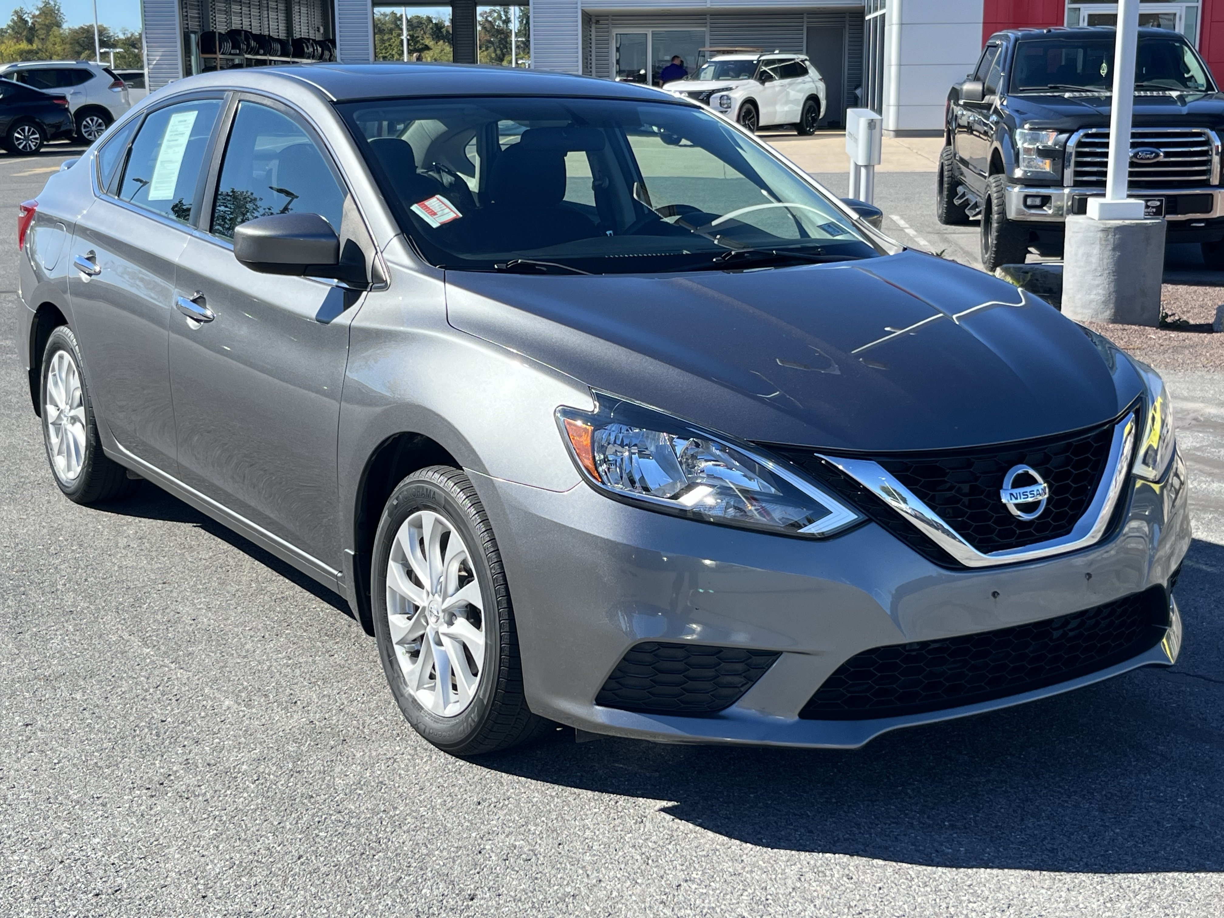 Used 2017 Nissan Sentra SV w/ Style Package FWD image 1