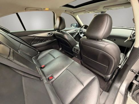 Used 2020 INFINITI Q50 Luxe w/ Essential Package (3.0T Luxe) RWD image 23