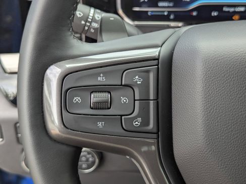Used 2023 Chevrolet Silverado 1500 ZR2 w/ Technology Package AWD/4WD image 13