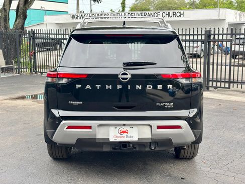 Used 2025 Nissan Pathfinder Platinum AWD/4WD image 5