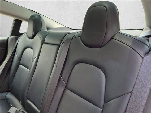 Used 2023 Tesla Model 3 Standard Range RWD image 13