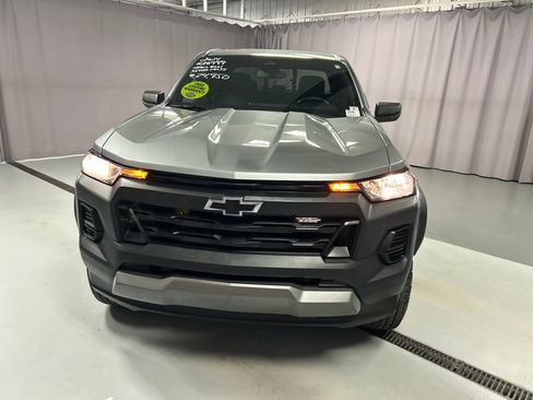Used 2024 Chevrolet Colorado Trail Boss w/ Advanced Trailering Package AWD/4WD image 2