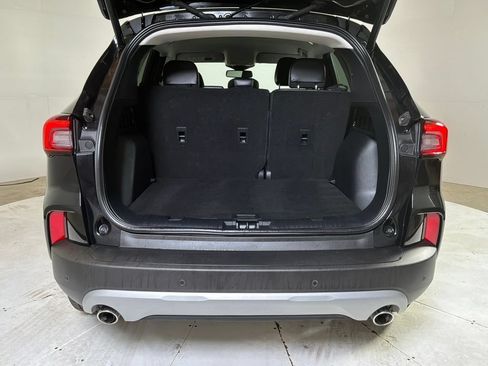 Used 2025 Ford Escape Platinum AWD/4WD image 18