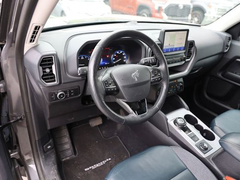 Used 2023 Ford Bronco Sport Outer Banks w/ Tech Package AWD/4WD image 15