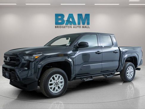 Used 2025 Toyota Tacoma SR w/ SR Upgrade Package image 3