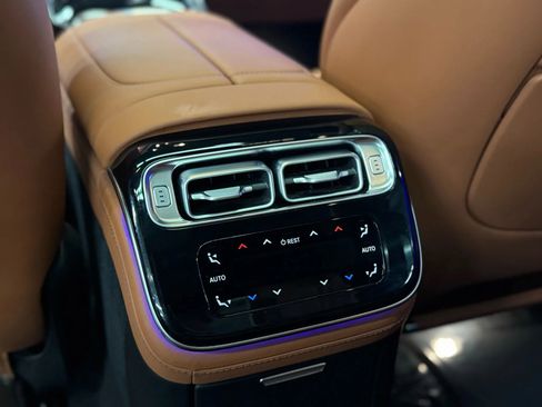 Used 2024 Mercedes-Benz S 63 AMG S image 29