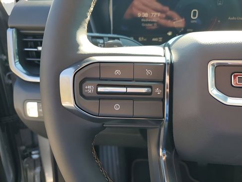 New 2026 GMC Terrain AT4 w/ Convenience Package III image 32