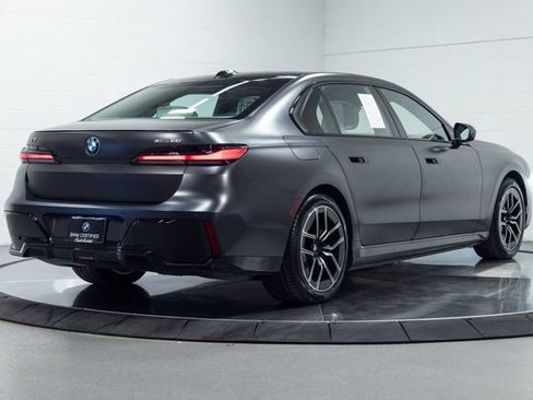 Used 2023 BMW i7 xDrive60 AWD/4WD image 10