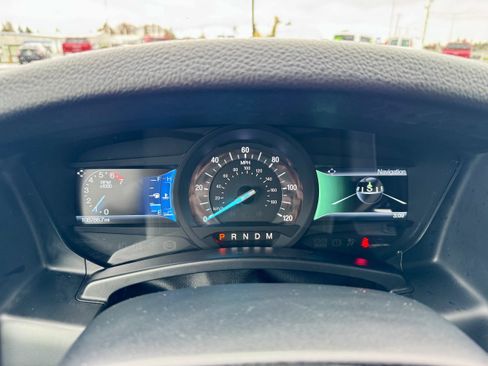 Used 2017 Ford Expedition Limited AWD/4WD image 16