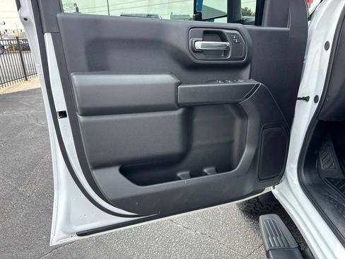 Used 2024 Chevrolet Silverado 2500 Custom w/ Custom Convenience Package AWD/4WD image 11