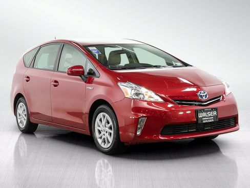 Used 2014 Toyota Prius V Three FWD image 7