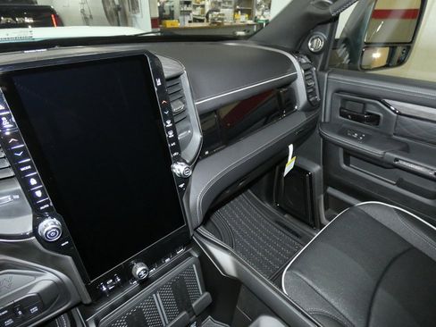 New 2026 RAM 3500 Limited image 12