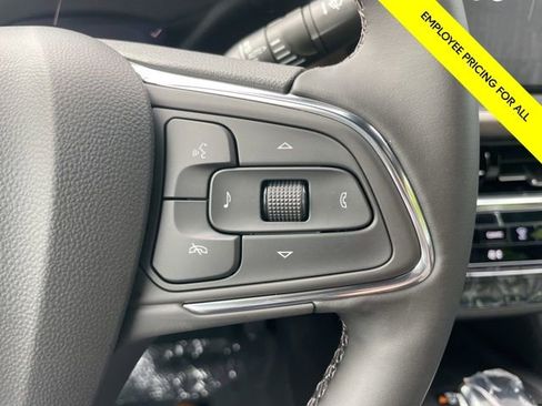 New 2025 Buick Envista Avenir image 22