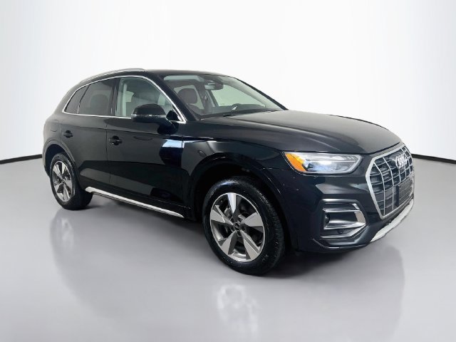 Used 2023 Audi Q5 2.0T Premium Plus w/ Premium Plus Package AWD/4WD image 23
