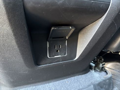 Used 2021 Chevrolet Tahoe LT AWD/4WD image 44