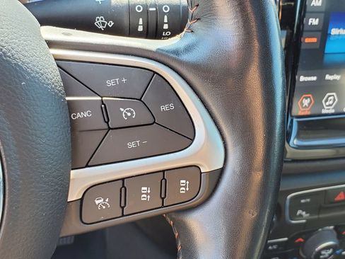 Used 2021 Jeep Compass Limited w/ Sun and Sound Group AWD/4WD image 13