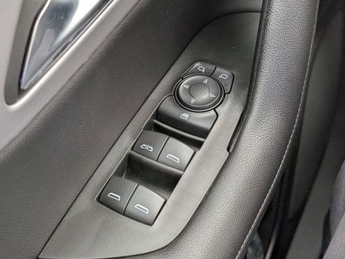 Used 2022 Chevrolet Blazer LT FWD image 4