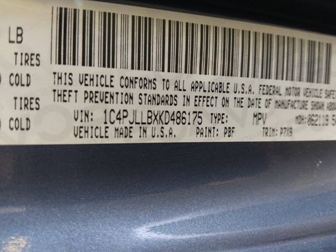 Used 2019 Jeep Cherokee Latitude Plus FWD image 33