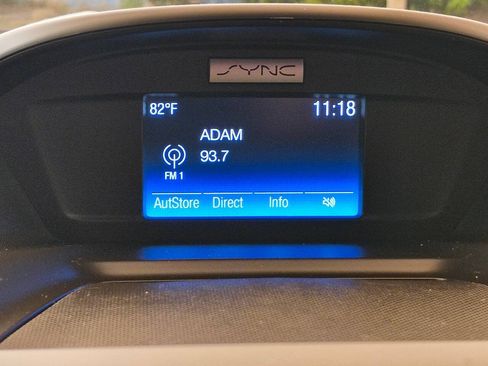 Used 2017 Ford Escape SE AWD/4WD image 12
