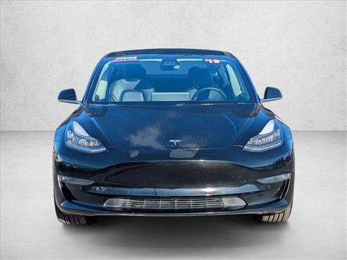 Used 2019 Tesla Model 3 Long Range image 2