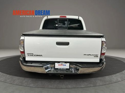 Used 2015 Toyota Tacoma PreRunner w/ TRD Off-Road Package RWD image 4