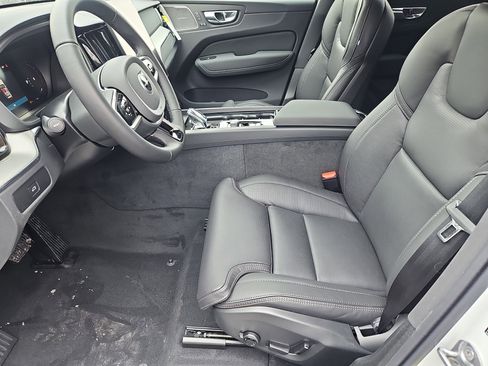 New 2026 Volvo XC60 B5 Ultra w/ Protection Package Premier image 21