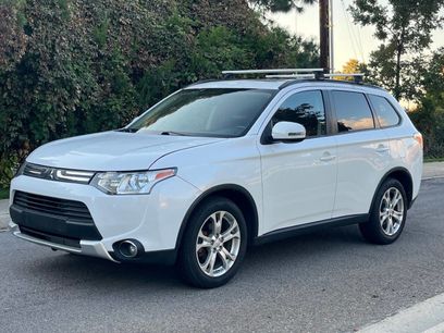 Used 2015 Mitsubishi Outlander SE