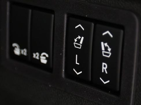 Used 2026 GMC Yukon XL Denali Ultimate image 14