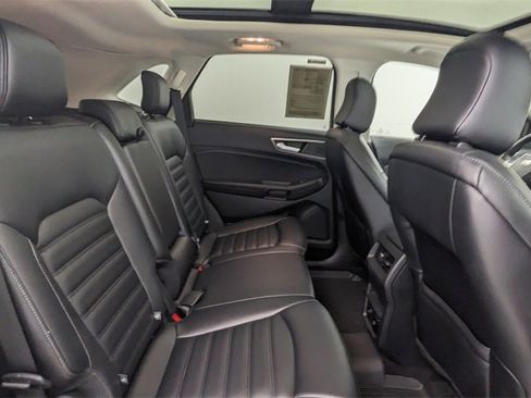 Certified 2022 Ford Edge SEL w/ Convenience Package image 36