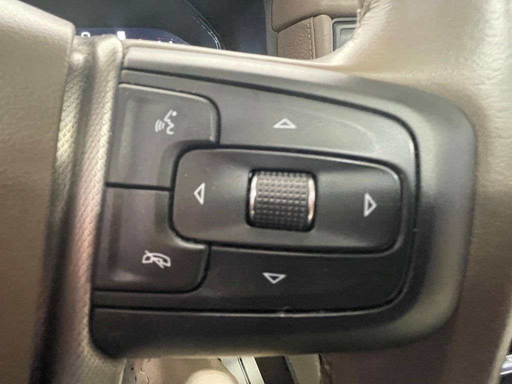 Used 2022 GMC Yukon XL Denali AWD/4WD image 34