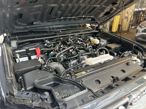 Used 2025 Toyota 4Runner SR5 RWD image 27