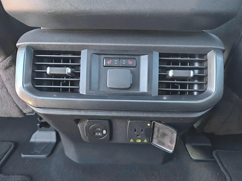Used 2023 Ford F150 Lariat w/ Equipment Group 502A High AWD/4WD image 17