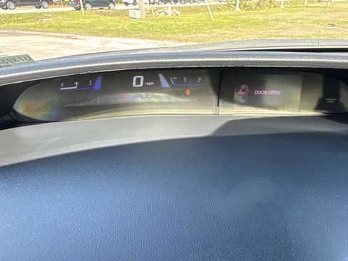 Used 2013 Honda Civic LX image 25