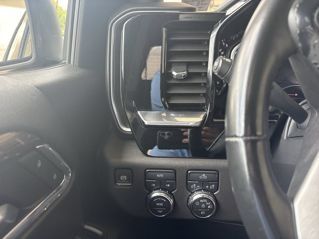 Used 2024 GMC Sierra 1500 Elevation AWD/4WD image 18