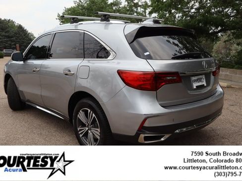 Used 2017 Acura MDX SH-AWD image 4
