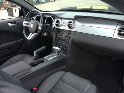 Used 2006 Ford Mustang GT Premium image 74